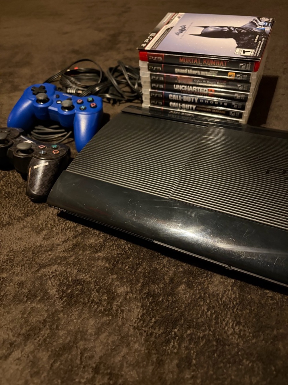Playstation 3 Super Slim Bundle